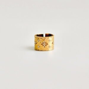 Alternative view of Bothemians Bloom Ring