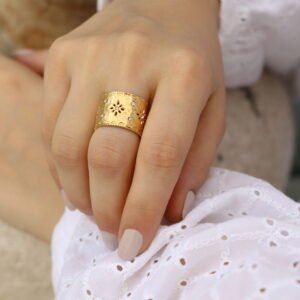 Bothemians Bloom Ring