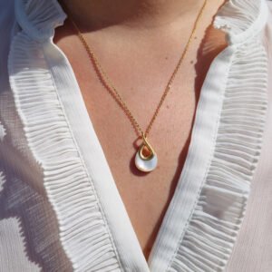 Eterna-necklace-modeled1