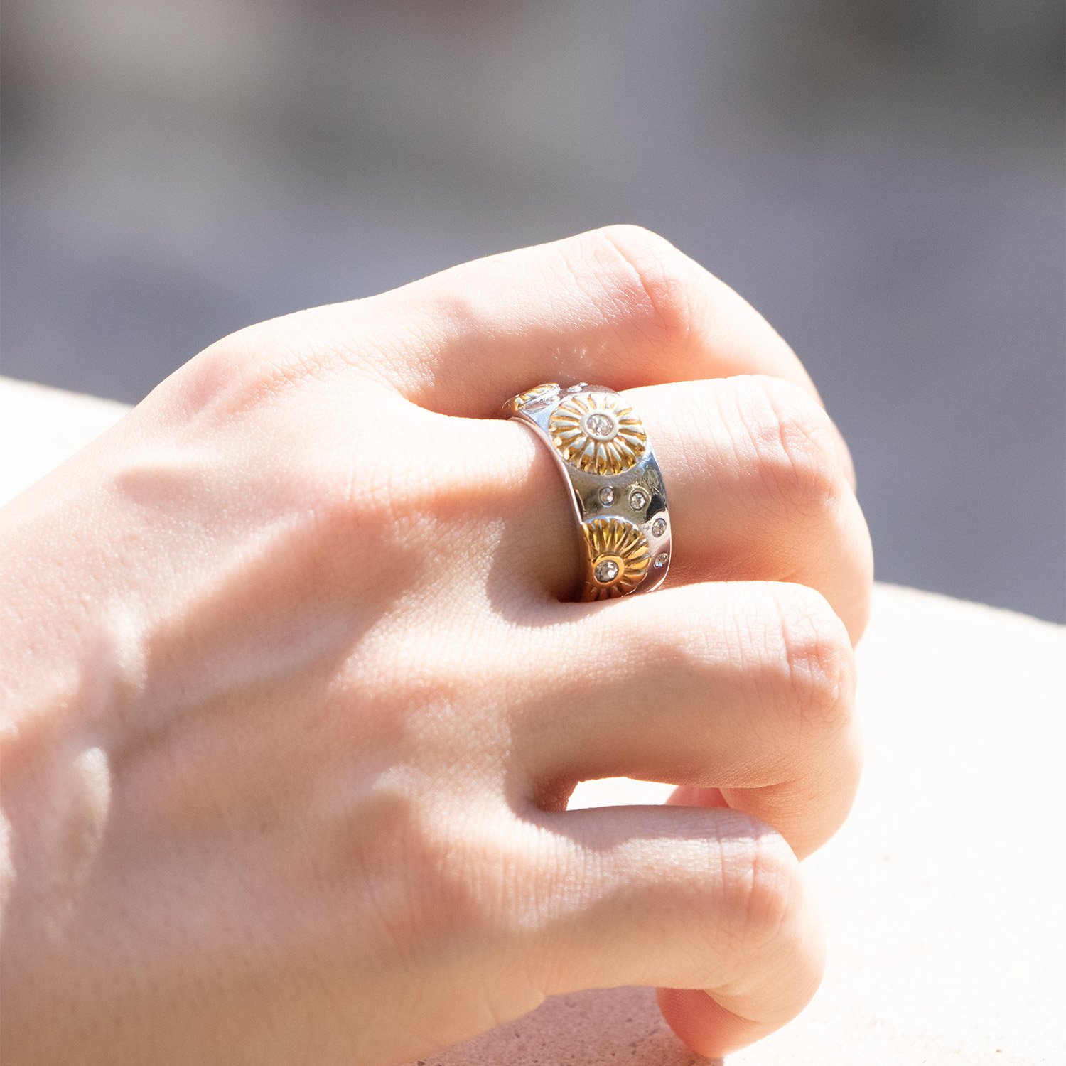 Bothemians Blossom Ring Mixed