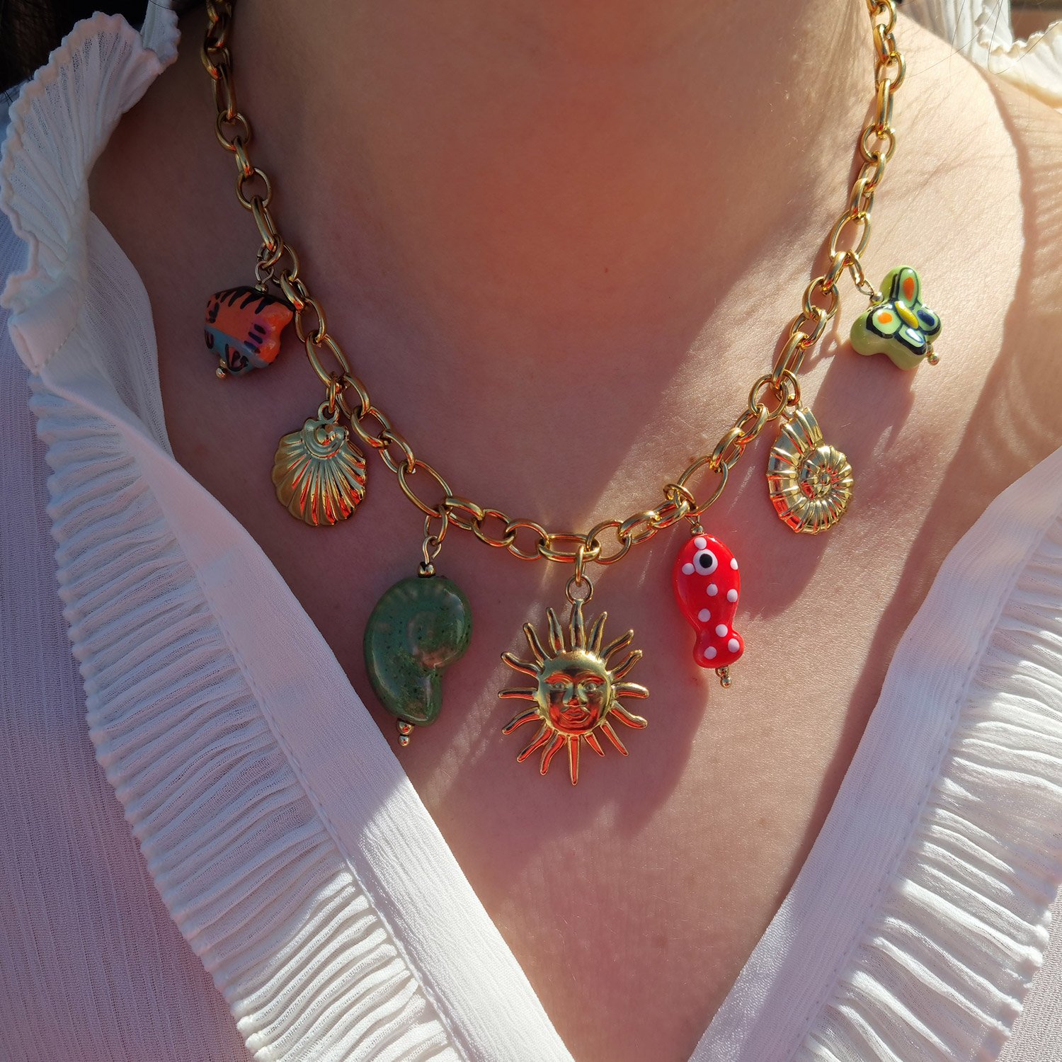 Bothemians-Sereia-necklace-modeled