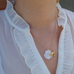 Alternative view of Bothemians Crabella Necklace