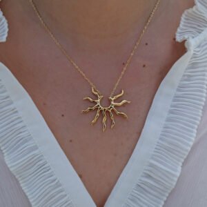 Alternative view of Bothemians Twilight Necklace
