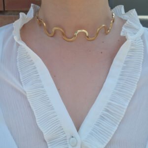 Alternative view of Bothemians Wave Necklace