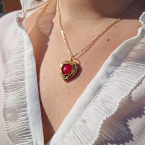 Venus-bothemians-necklace2