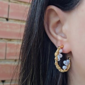 Alternative view of Bothemians Marguerite Hoops