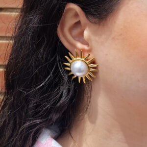 Alternative view of Bothemians Sol Pearl Earrings